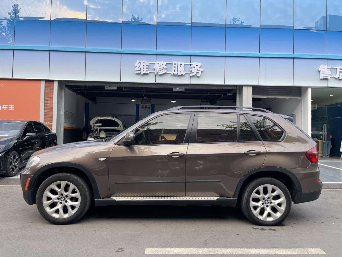 寶馬 寶馬X5  2013款 xDrive35i 領(lǐng)先型圖片