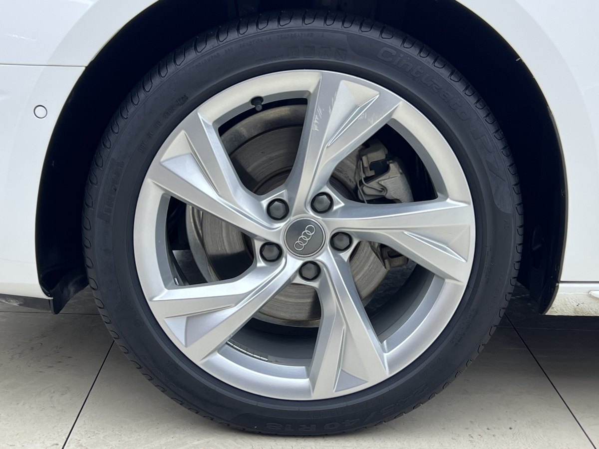 奧迪 奧迪A4L  2020款 40 TFSI 豪華致雅型圖片