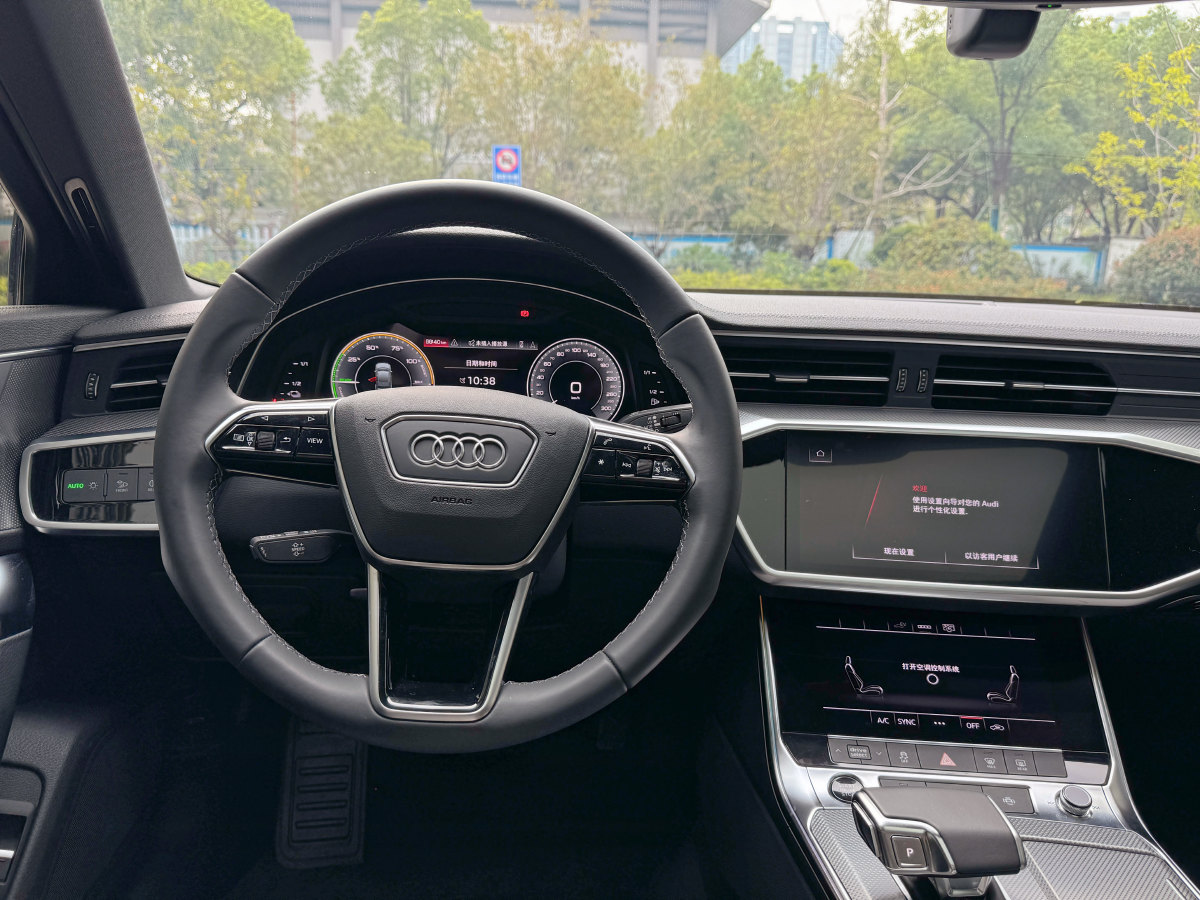 奧迪 奧迪A6L新能源  2020款 55 TFSI e quattro圖片