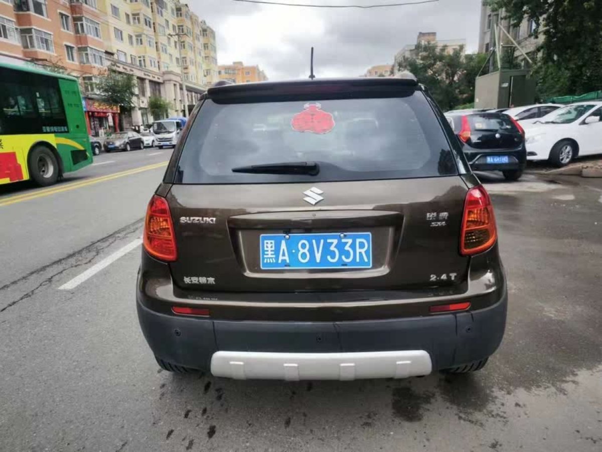 鈴木 天語 SX4  2013款 酷銳 1.6L 手動(dòng)舒適型圖片