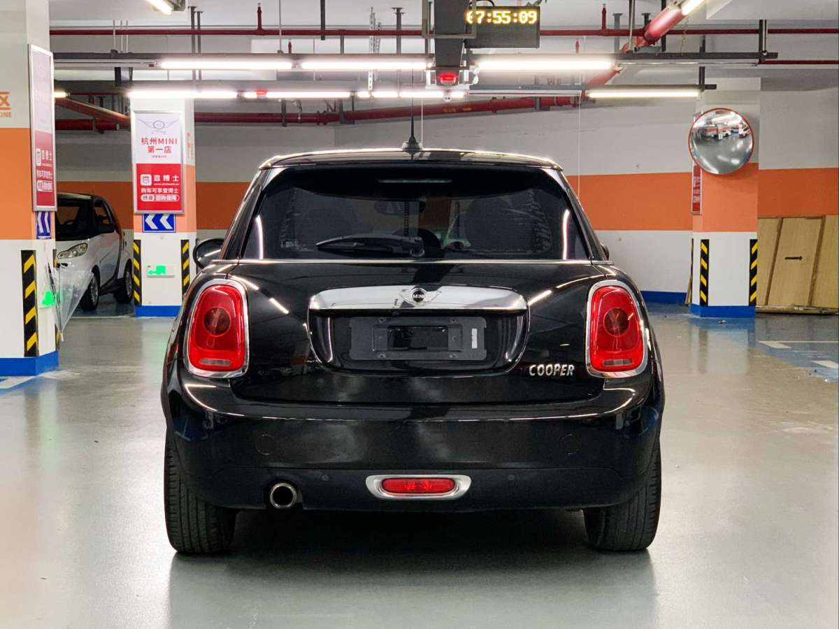 2017年5月MINI MINI  2016款 1.5T COOPER 五門版