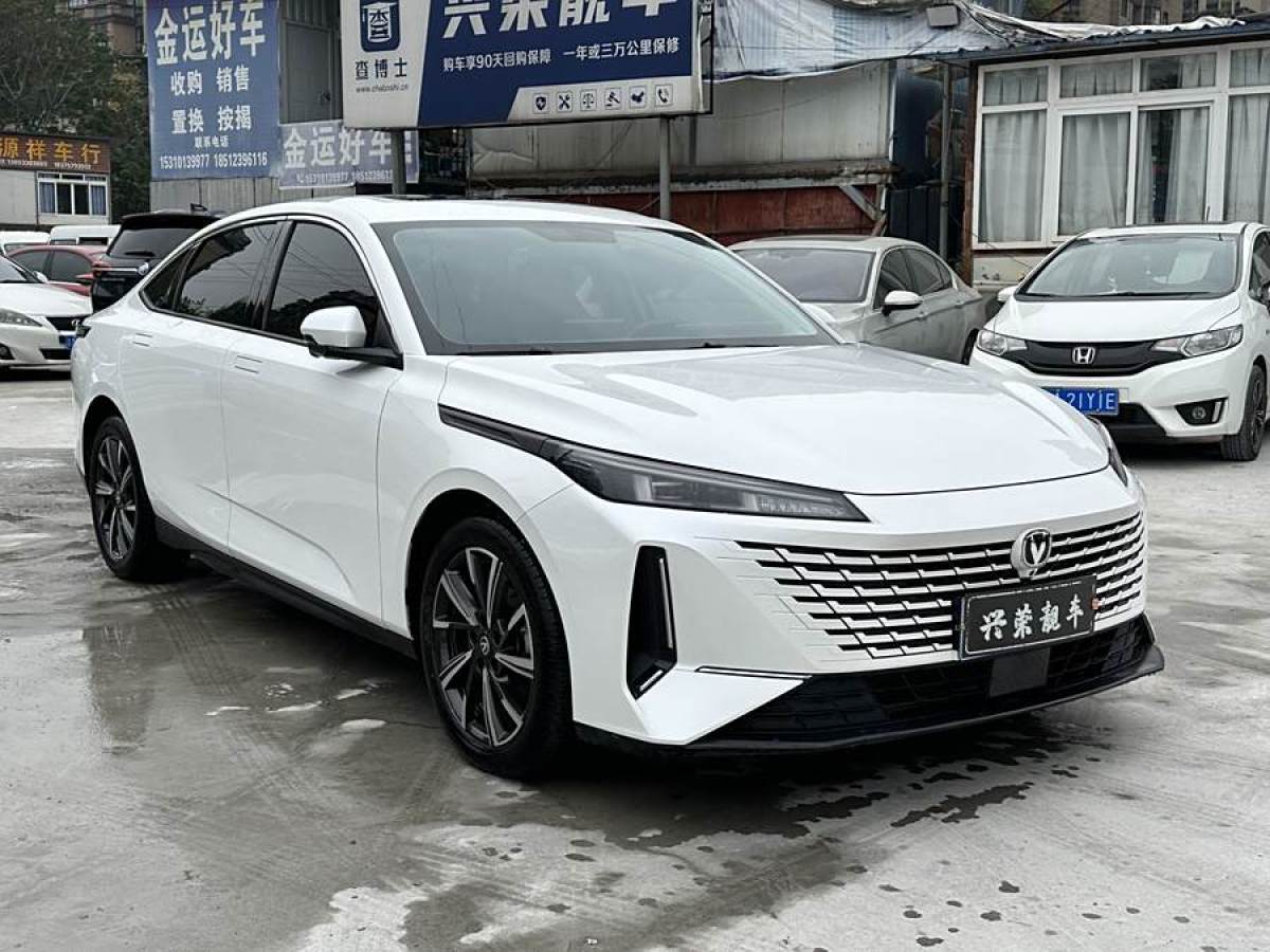 長(zhǎng)安 逸達(dá)  2023款 藍(lán)鯨NE 1.5T GDI DCT領(lǐng)航型圖片