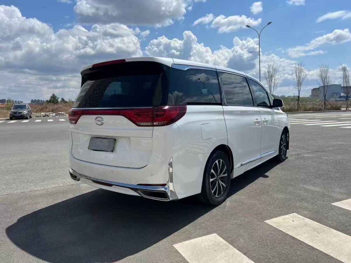 廣汽傳祺 M8  2024款 領(lǐng)秀系列 390T 尊享版圖片