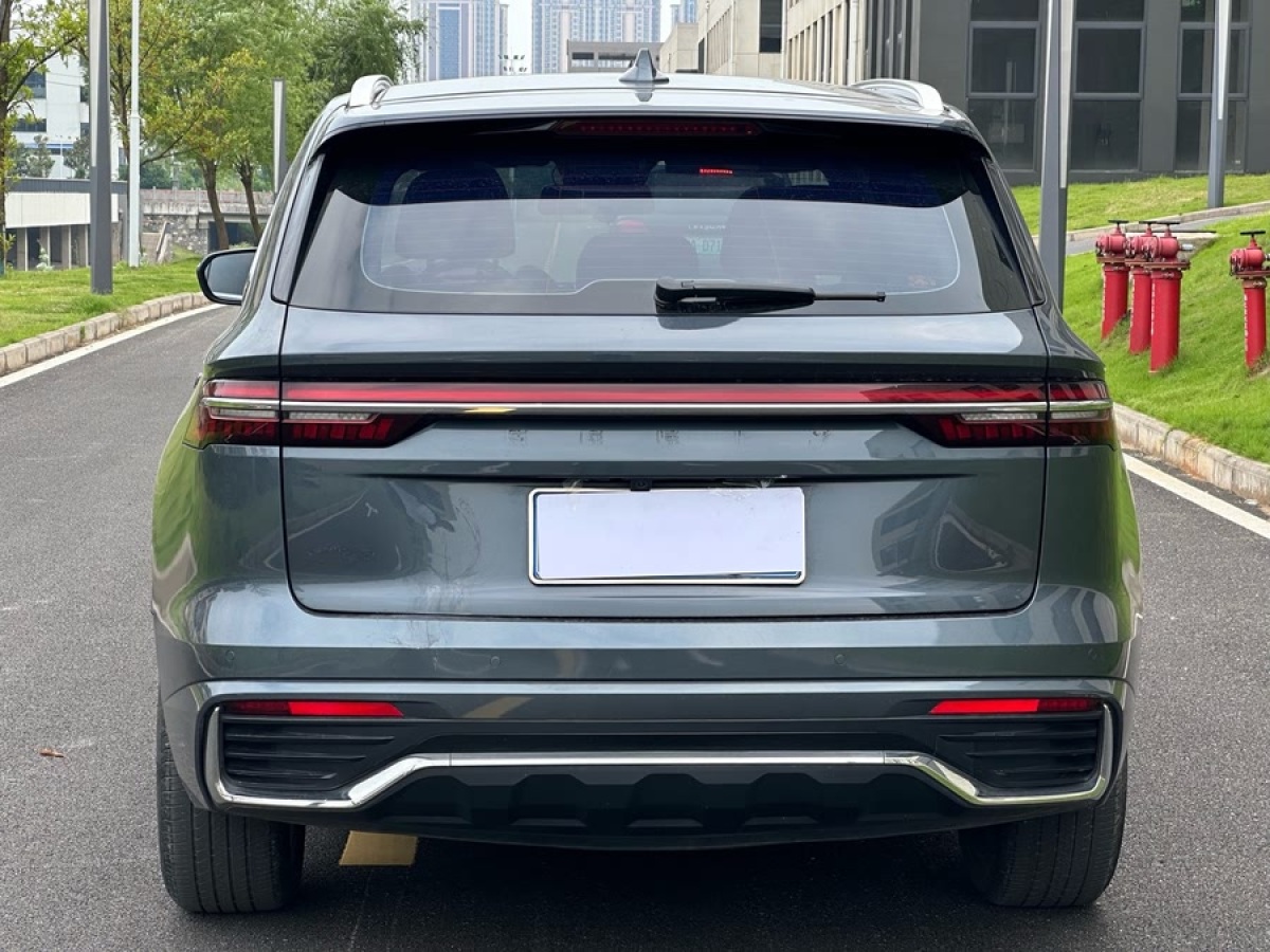 吉利 星越L  2021款 2.0TD DCT EVO兩驅(qū)尊貴型圖片