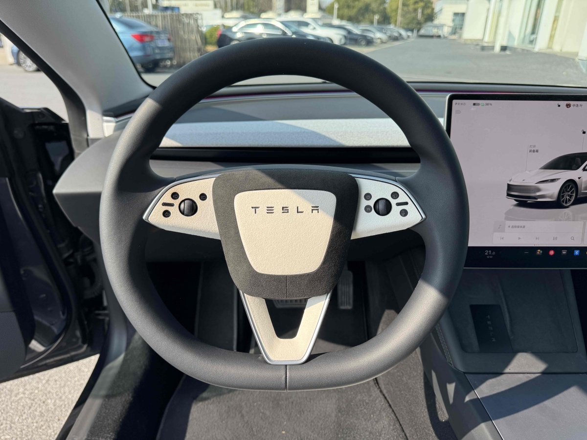 特斯拉 Model 3  2023款 長續(xù)航煥新版 雙電機全輪驅(qū)動圖片