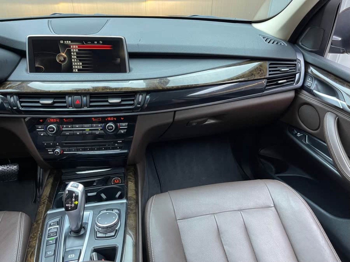 寶馬 寶馬X5  2014款 xDrive35i 典雅型圖片