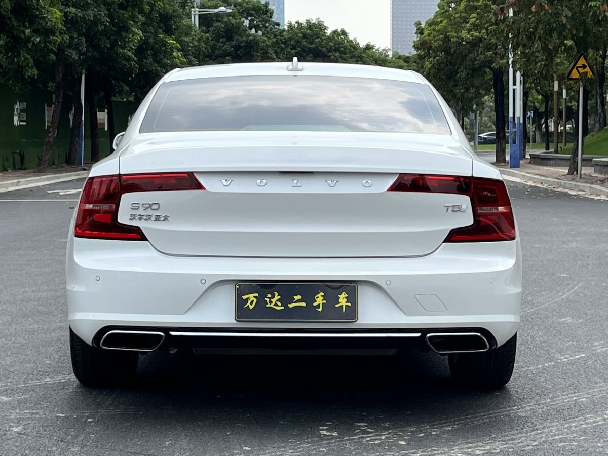 沃爾沃 S90  2017款 T4 智遠(yuǎn)版圖片