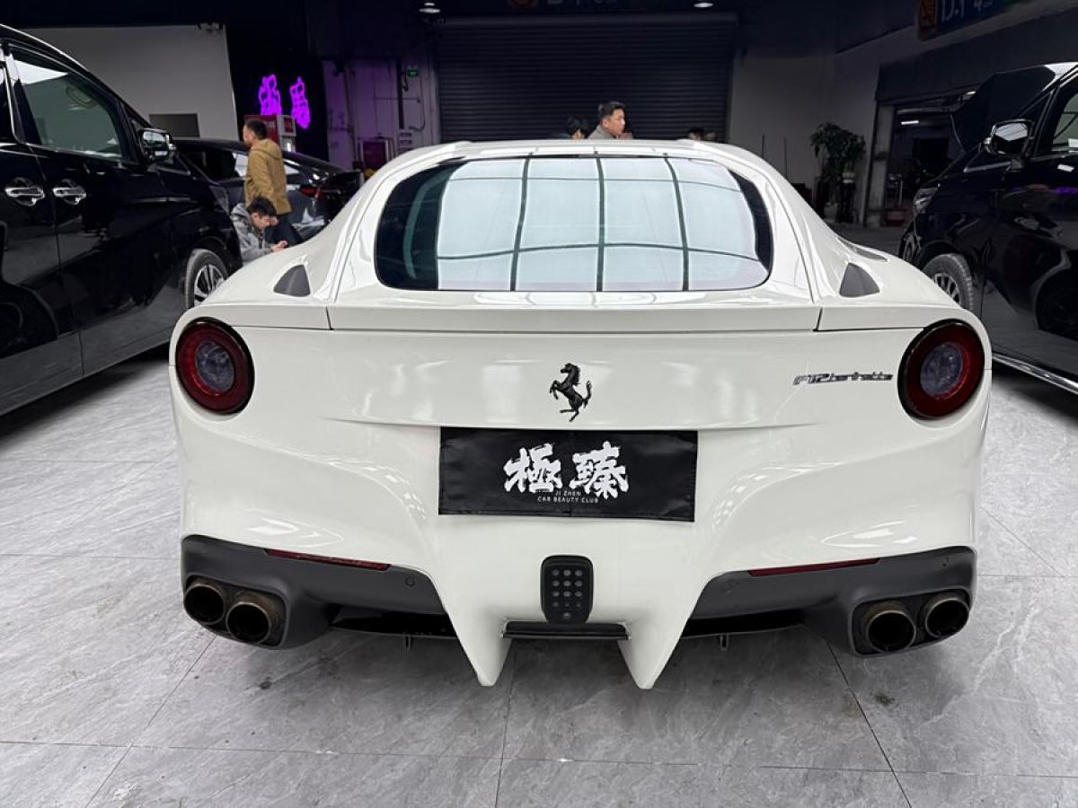 法拉利 F12berlinetta  2013款 6.3L 標準型圖片