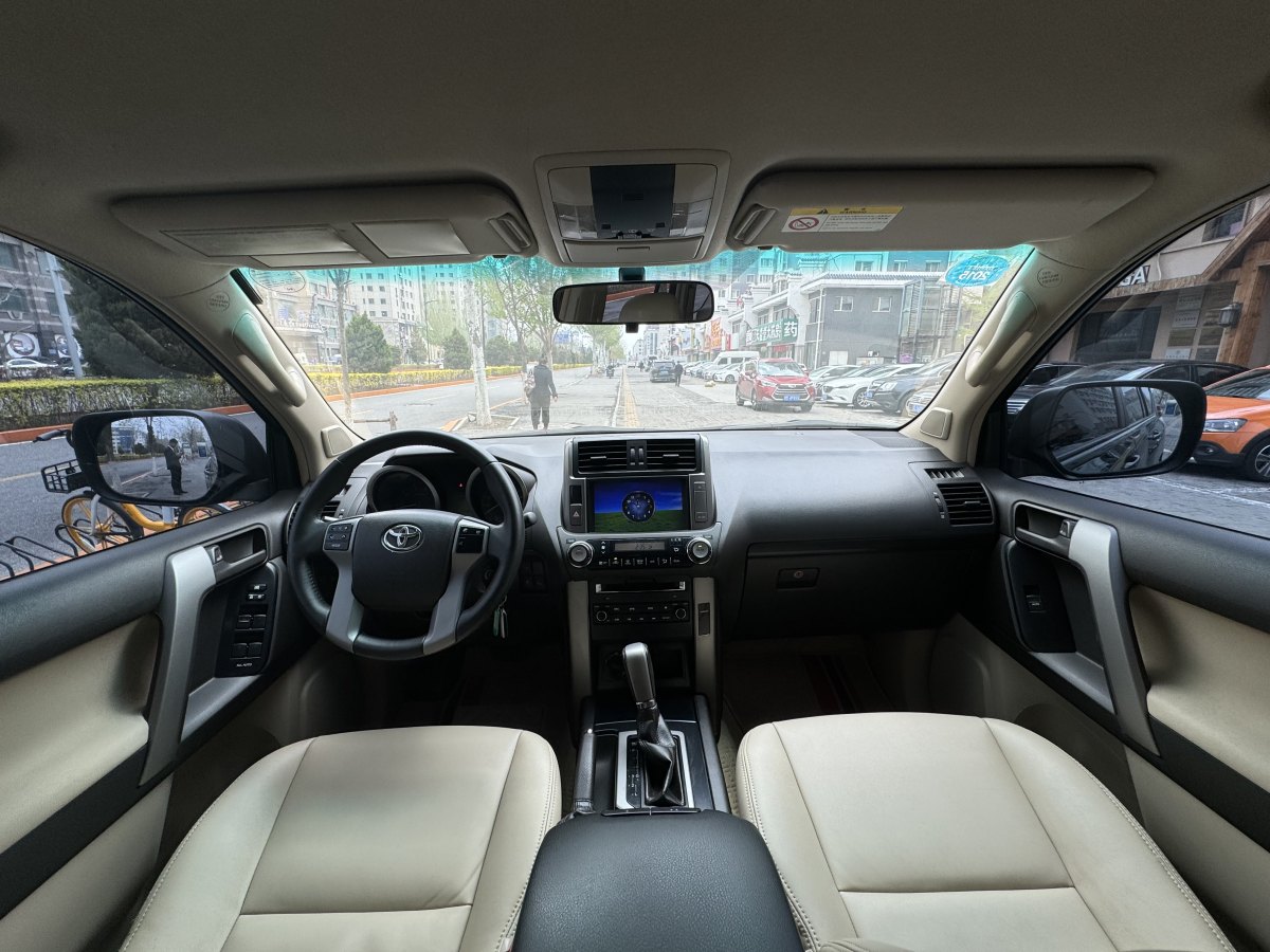 2013年5月丰田 普拉多  2010款 2.7L 自动标准版