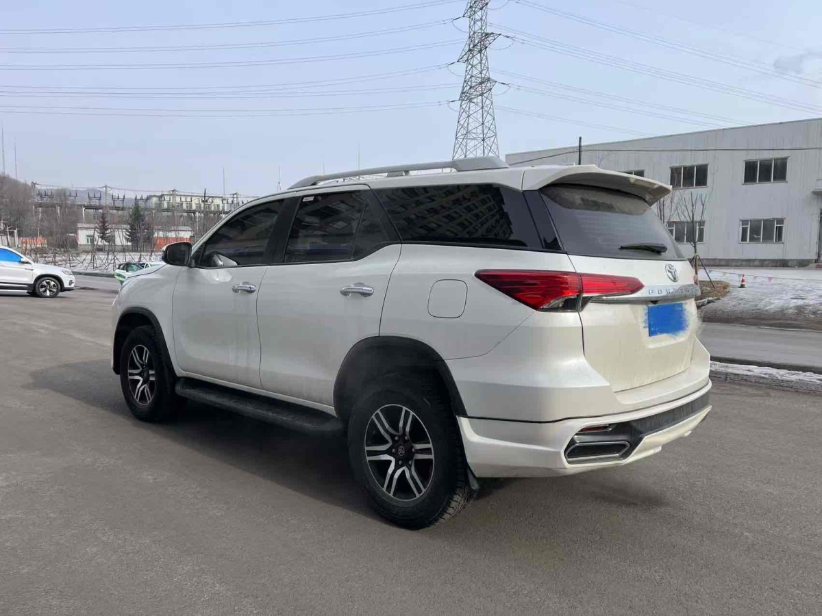 豐田 Fortuner  2016款 2.7L 中東版圖片