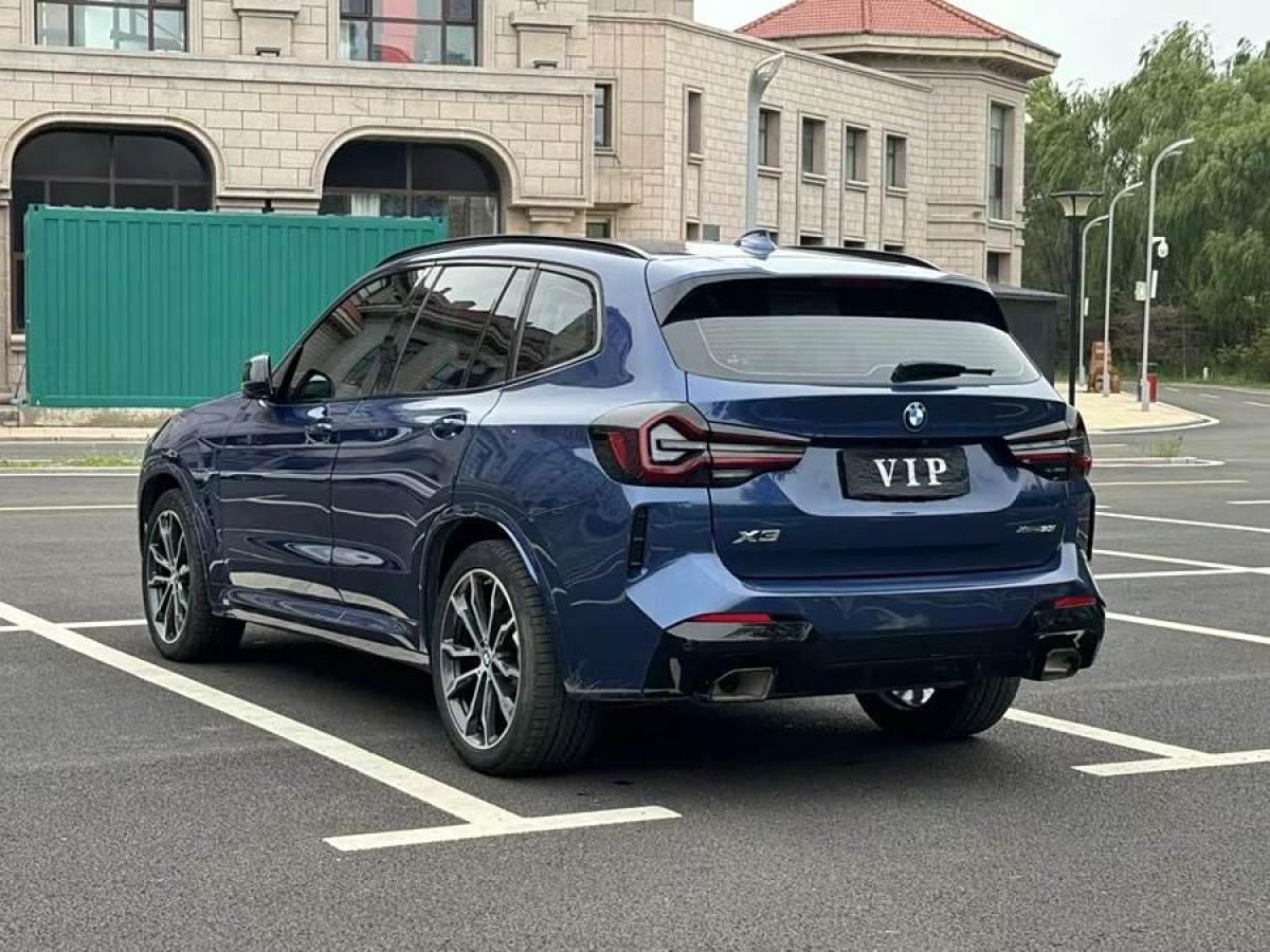 寶馬 寶馬X3  2022款 xDrive30i 領(lǐng)先型 M曜夜套裝圖片