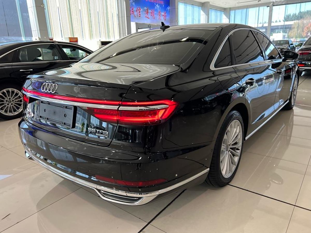 2019年1月奧迪 奧迪A8  2018款 A8L 55 TFSI quattro投放版尊享型