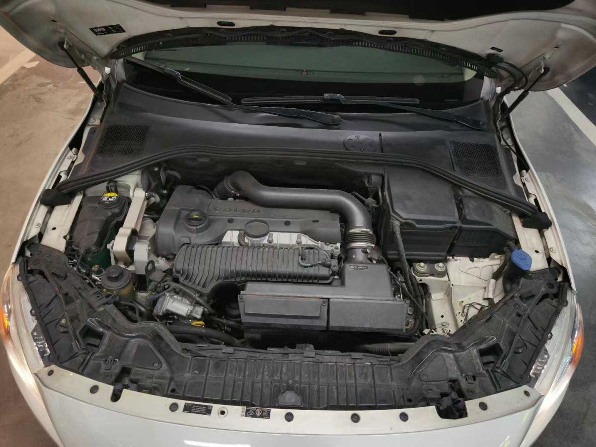 沃爾沃 S60  2013款 2.0T 進取版圖片