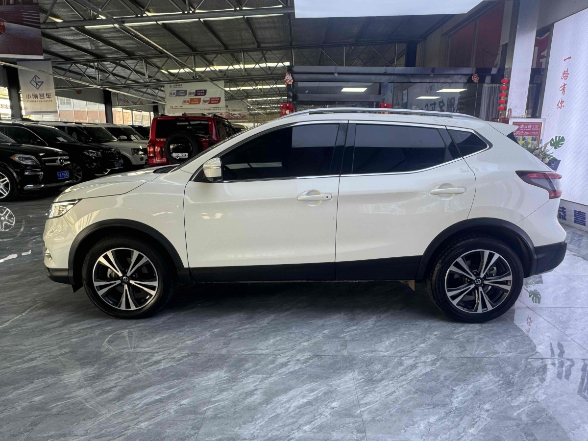 日產(chǎn) 逍客  2022款 2.0L CVT XV Prem.豪華版圖片