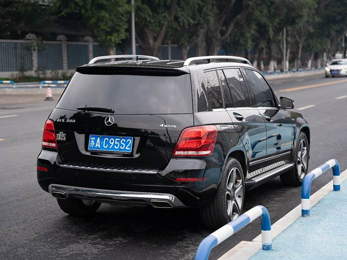 奔馳 奔馳GLK級(jí)  2015款 GLK 300 4MATIC 時(shí)尚型 極致版圖片