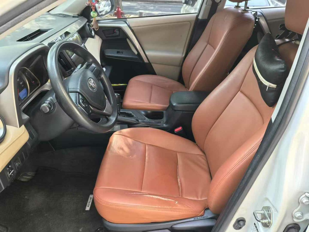 豐田 RAV4 圖片