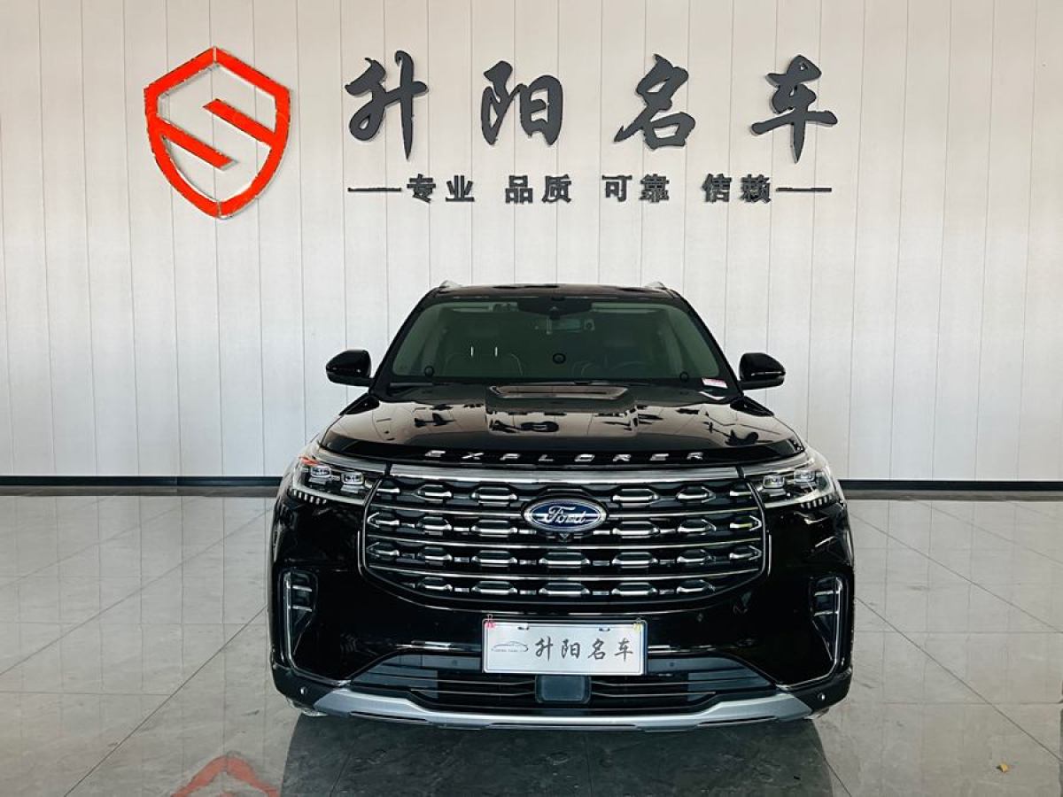 福特 探險(xiǎn)者  2023款 EcoBoost 285 四驅(qū)鈦金版 6座圖片