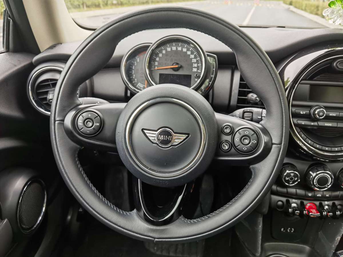 2018年6月MINI MINI  2018款 1.5T ONE