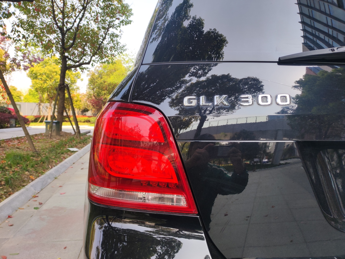 奔驰 奔驰GLK级  2013款 GLK 300 4MATIC 动感天窗型图片