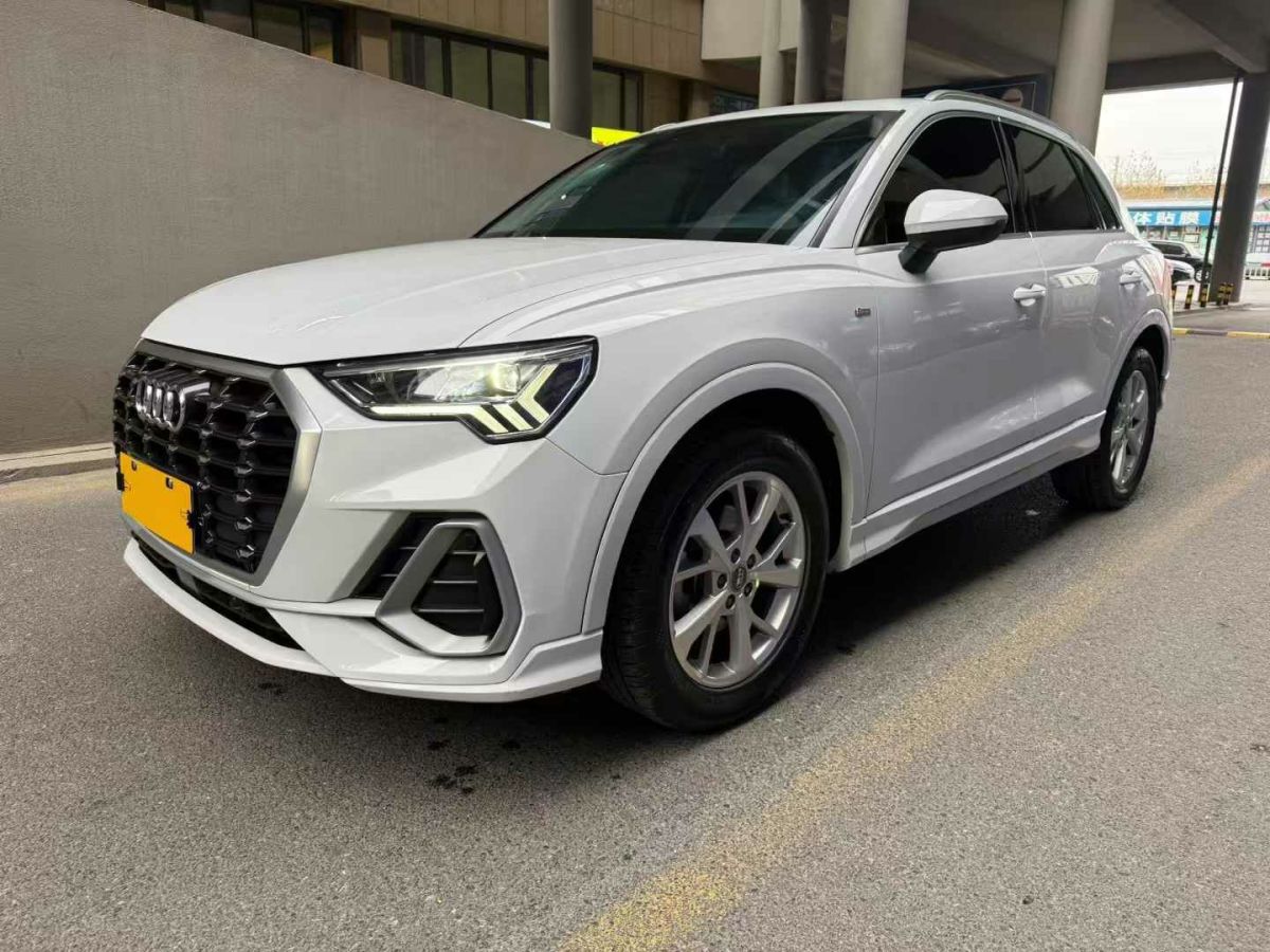 奧迪 奧迪Q3  2019款  35 TFSI 時尚動感型圖片