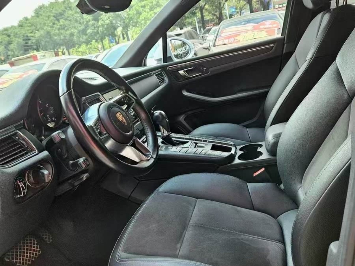 保時(shí)捷 Macan  2014款 Macan 2.0T圖片