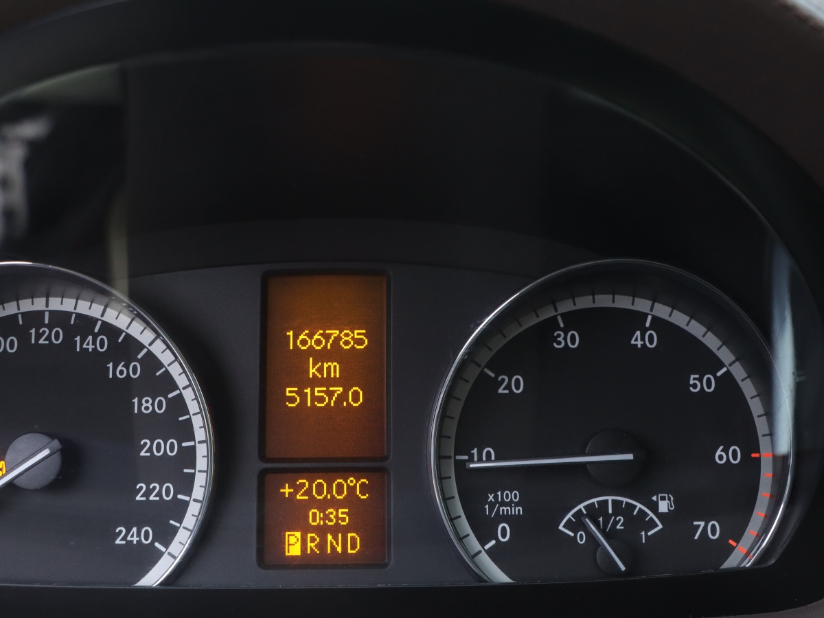 奔驰 唯雅诺  2013款 3.5L 皓驰版图片