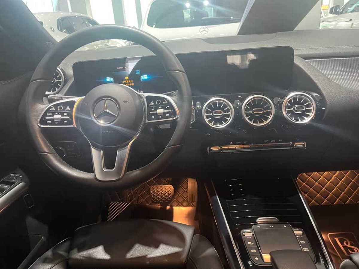 奔馳 奔馳GLA  2020款 GLA 200圖片