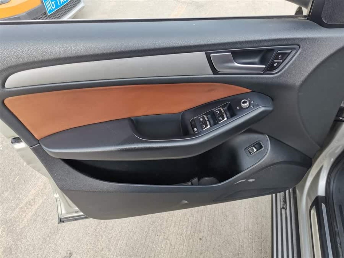奧迪 奧迪Q5  2013款 40 TFSI 進(jìn)取型圖片