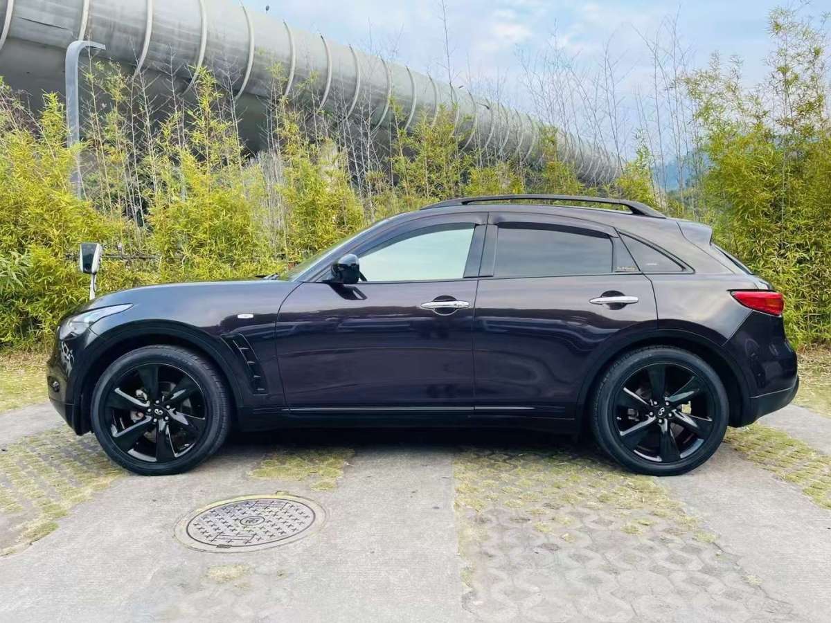 英菲尼迪 QX70  2013款 3.7L 超越版圖片