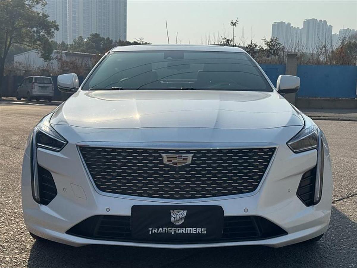 凱迪拉克 CT6  2019款 28T 豪華型圖片