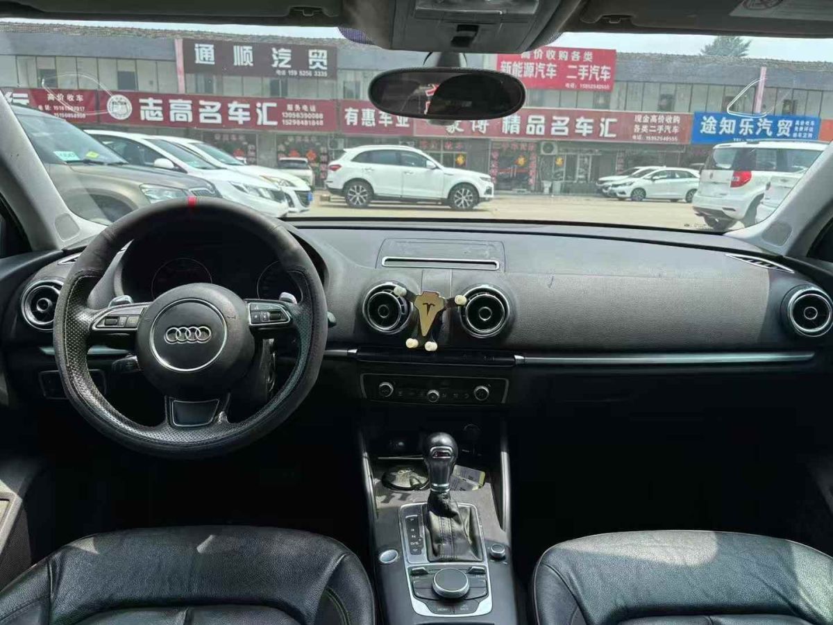 奧迪 奧迪A3  2015款 A3 1.4TFSI 35TFSI 百萬紀念智領型圖片