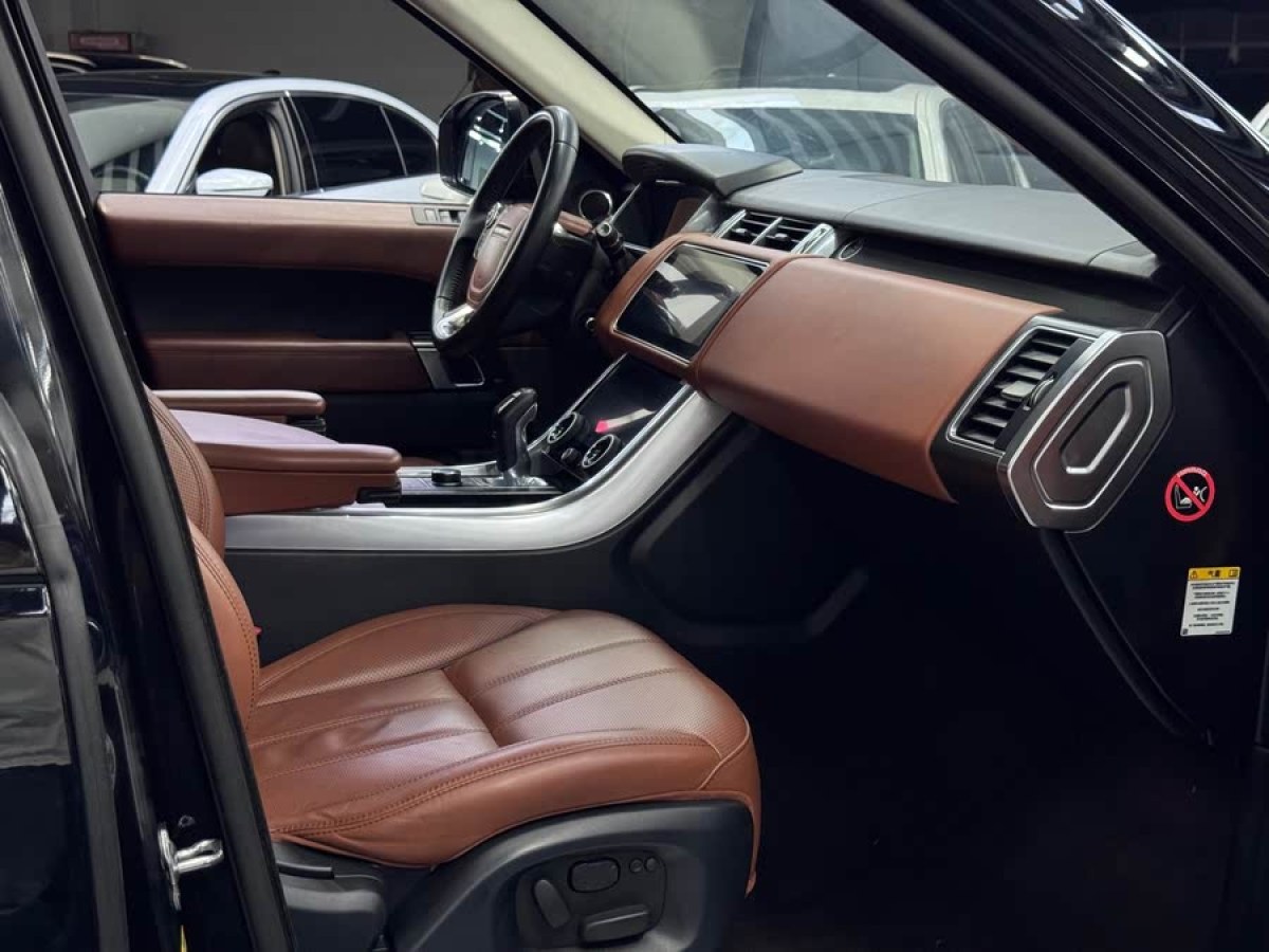 路虎 攬勝運動版  2014款 3.0 V6 SC HSE DYNAMIC圖片