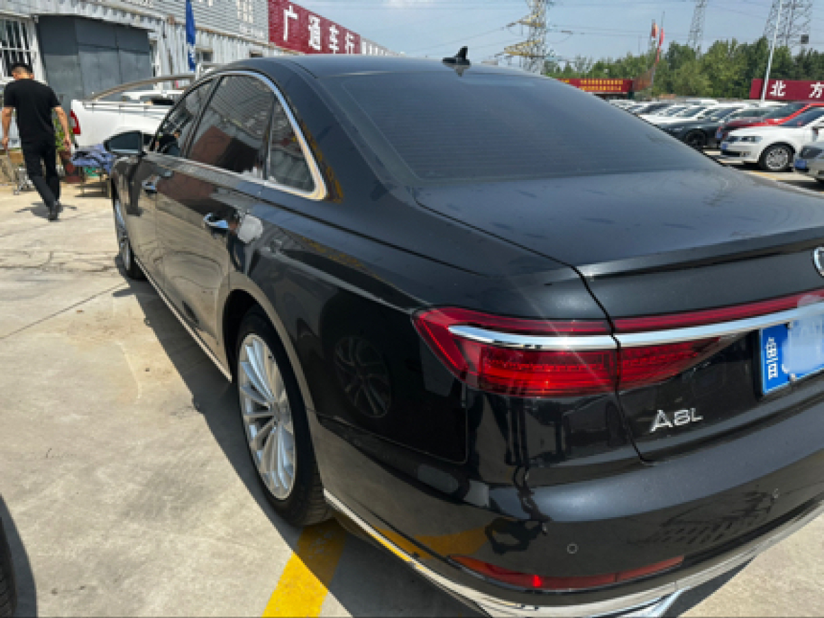 奥迪 奥迪A8  2019款 A8L 55 TFSI quattro 豪华型图片