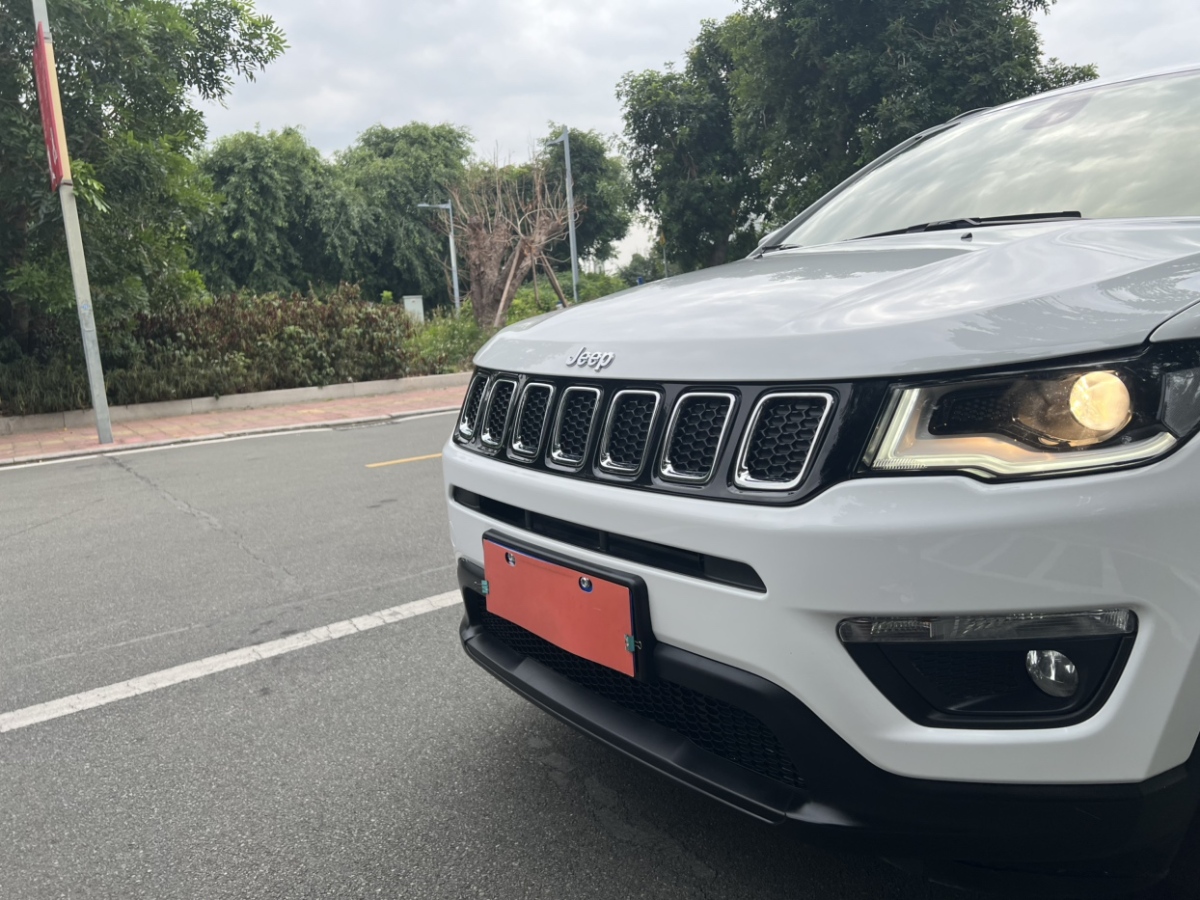 Jeep 指南者  2019款 200T 自動舒享-互聯(lián)大屏版圖片