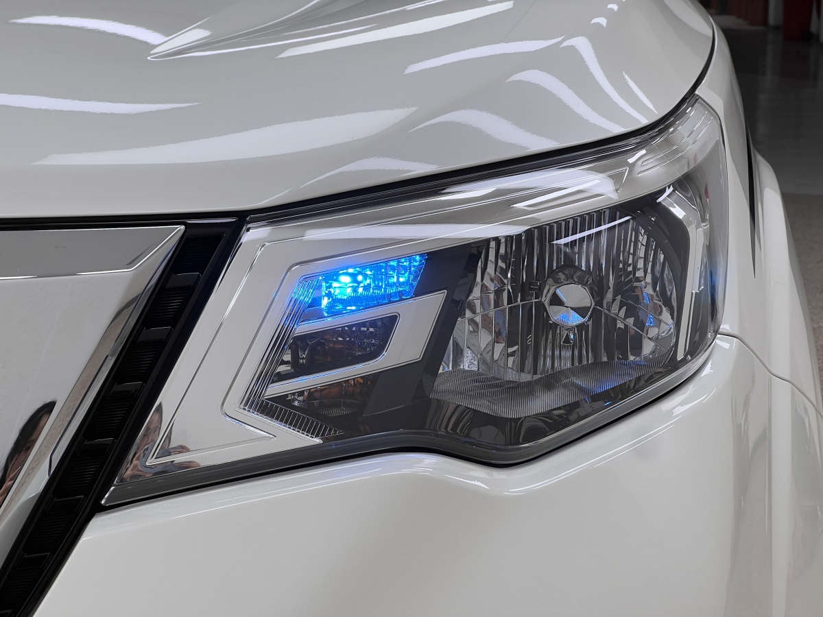 日產(chǎn) 途達(dá)  2020款 2.5L 自動(dòng)兩驅(qū)豪華版圖片