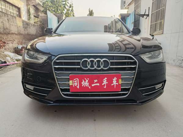 奥迪 奥迪A4L  2013款 30 TFSI 手动舒适型