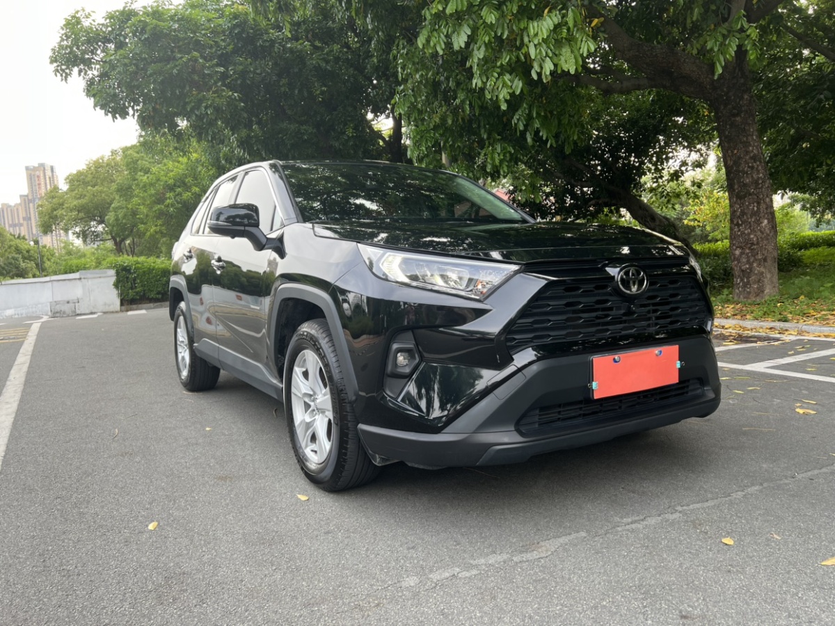 豐田 RAV4榮放  2023款 2.0L CVT兩驅(qū)都市版圖片