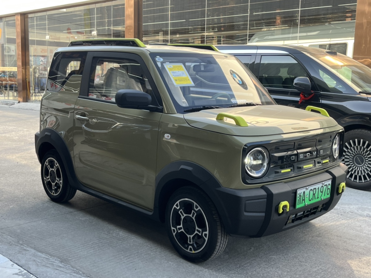 吉利 熊貓mini  2024款 200km 熊貓騎士圖片