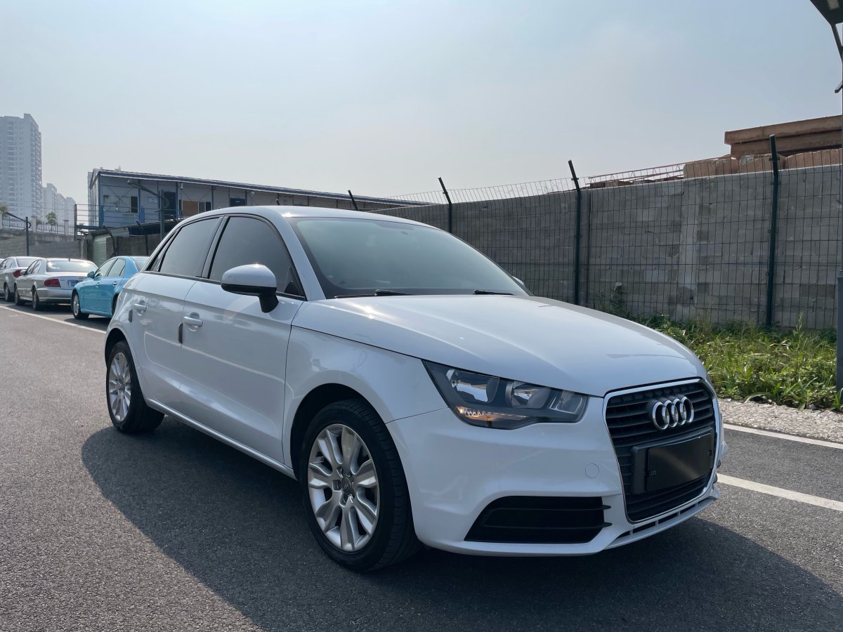 2015年7月奧迪 奧迪A1  2014款 30 TFSI Sportback時尚型