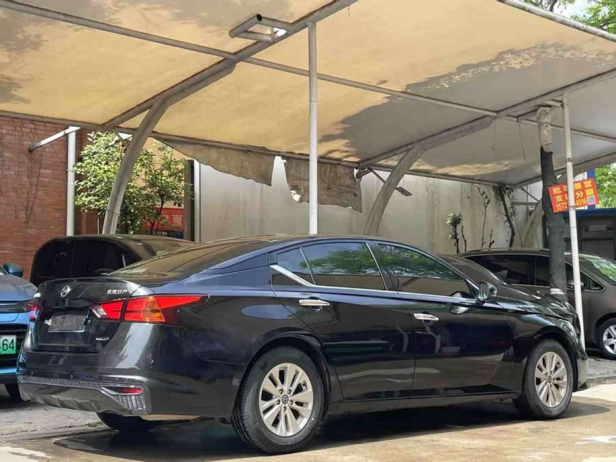 日產(chǎn) 天籟  2020款 改款 2.0L XL 舒適版圖片