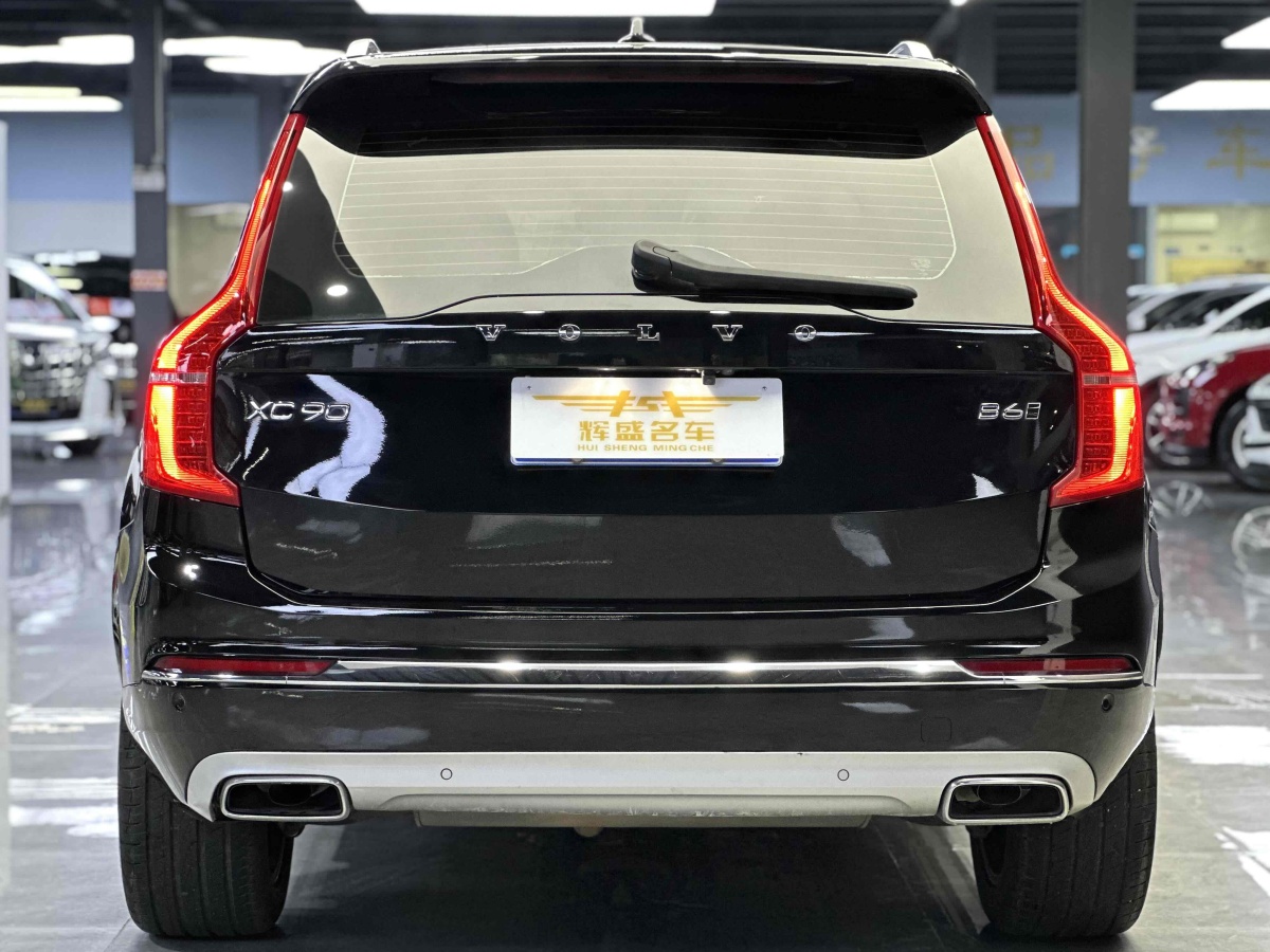 2021年4月沃爾沃 XC90  2024款 B6 智逸豪華版 7座