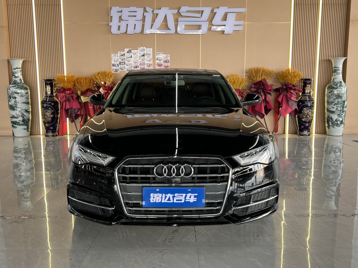 奧迪 奧迪Q3  2018款 30周年年型 30 TFSI 風(fēng)尚型圖片