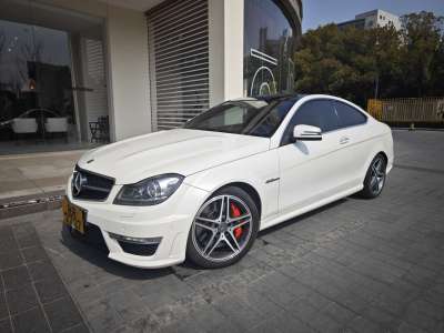 2013年7月 奔馳 奔馳C級(jí)AMG AMG C 63 動(dòng)感型圖片