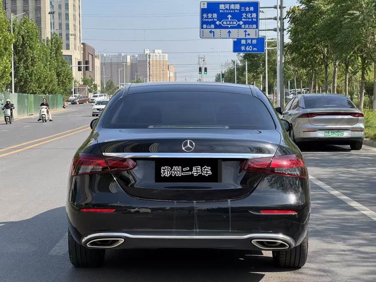 奔馳 奔馳E級(jí)  2021款 改款 E 300 L 豪華型圖片