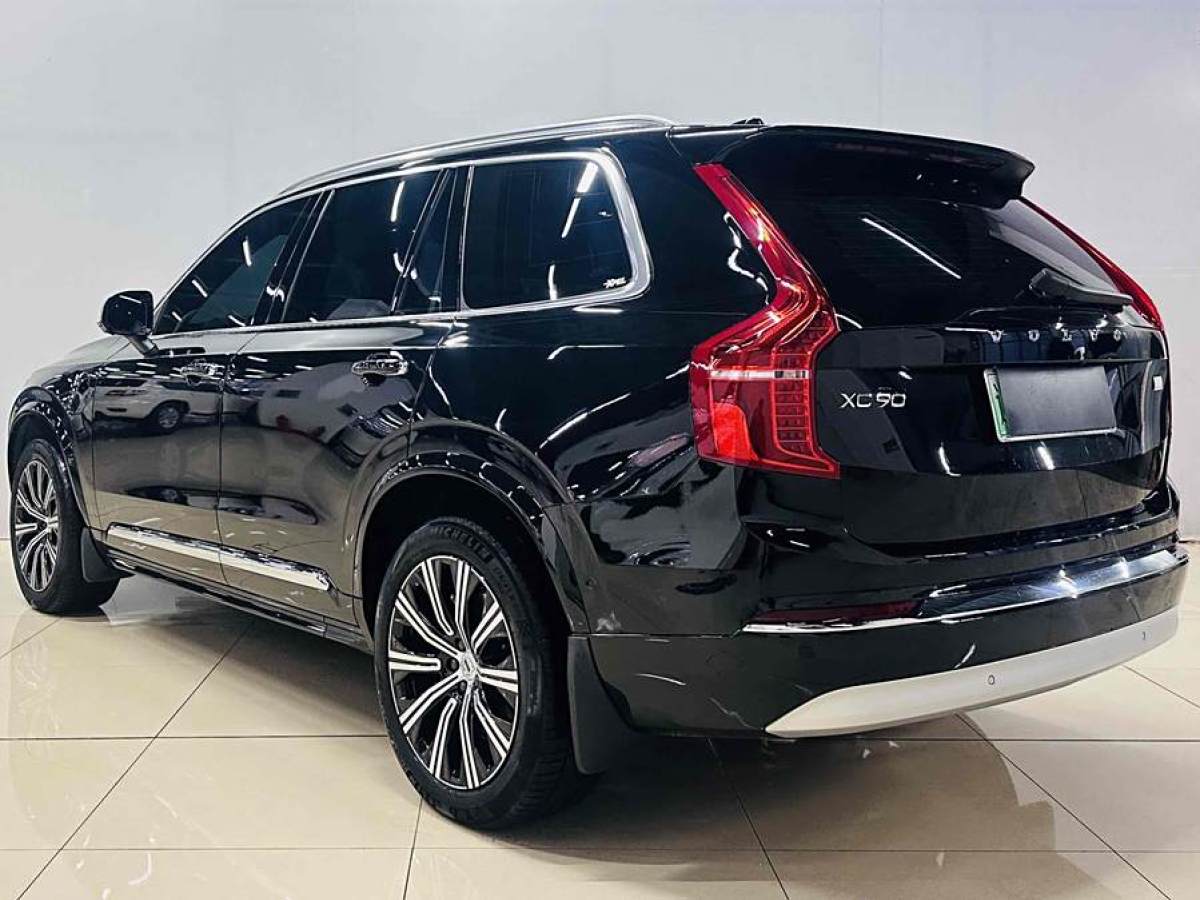 沃爾沃 XC90新能源  2022款 改款 E驅(qū)混動 T8 智尊豪華版 7座圖片