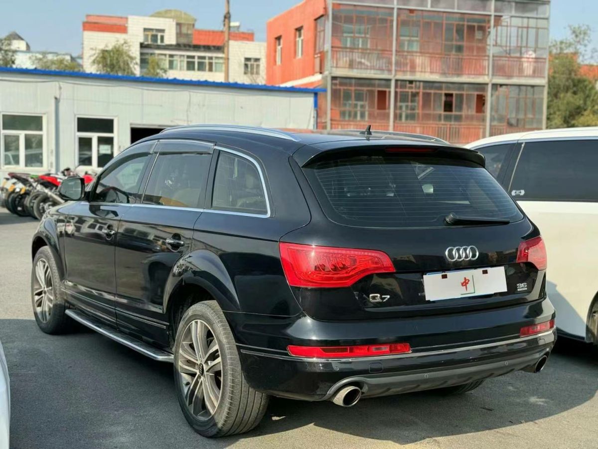 奧迪 奧迪Q7  2009款 Q7 3.6 FSI 技術越野版圖片