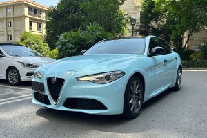 Giulia 阿爾法·羅密歐 2.0T 200HP 豪華版