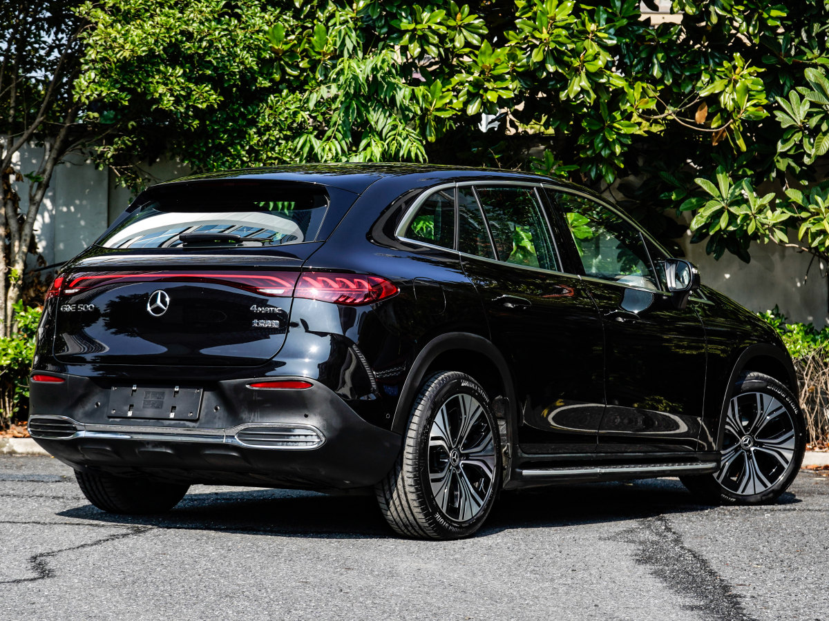 2024年5月奔馳 奔馳EQE SUV  2024款 500 4MATIC 豪華版