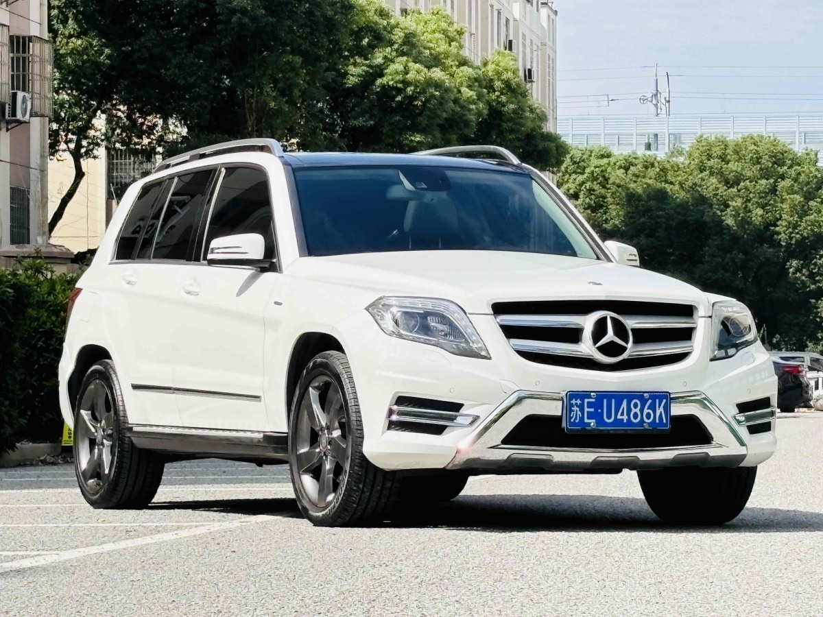 2015年10月奔馳 奔馳GLK級(jí)  2015款 GLK 260 4MATIC 時(shí)尚型 極致版