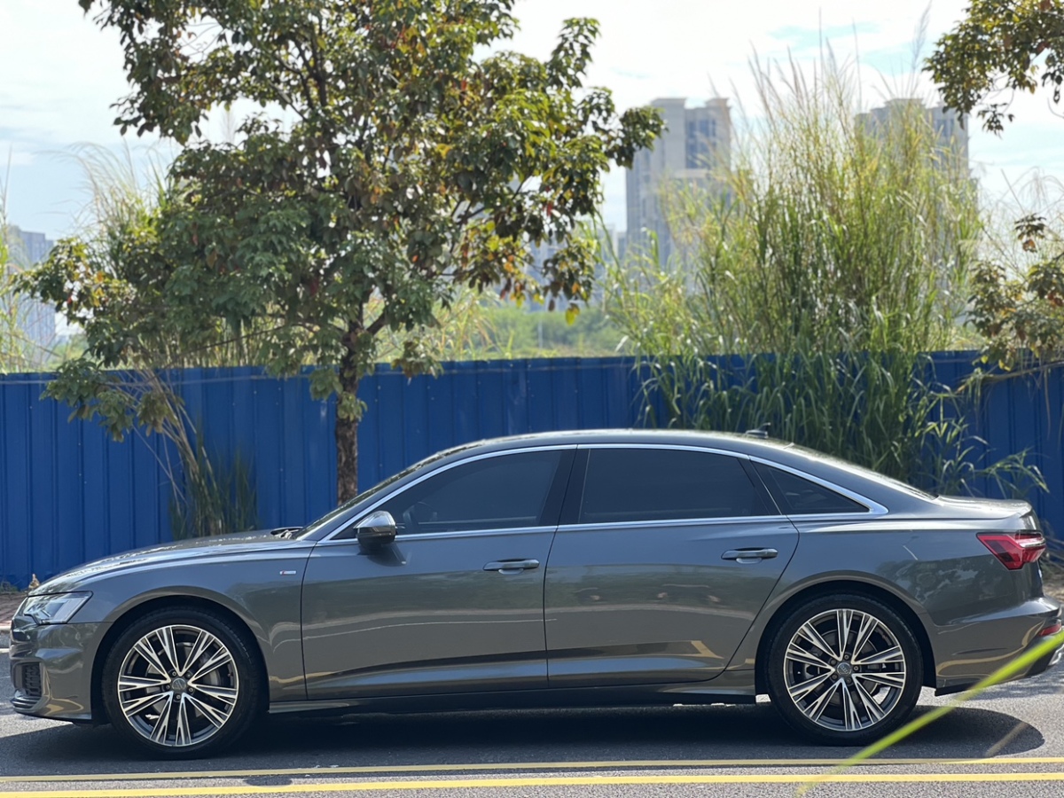 奥迪 奥迪A6L  2021款 45 TFSI 臻选动感型图片